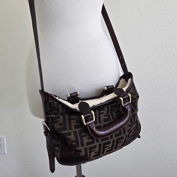 Authentic Fendi Zucca Shearling Leather Crossbody Hand Bag - Picture 1 of 16
